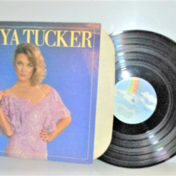 Best of TANYA TUCKER Vinyl Record LP #MCA-5357  MCA Records Country Music Album - Picture 1 of 12